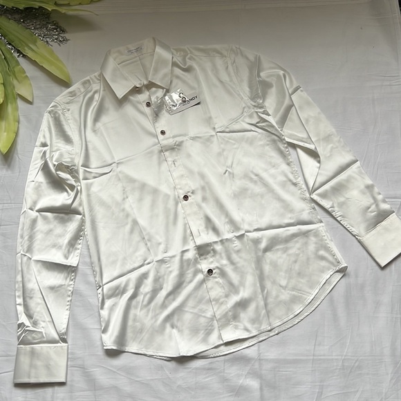 ⭐️nwt COOFANDY Long Sleeve Satin Silk Like Dress Shirt⭐️ - Picture 2 of 10